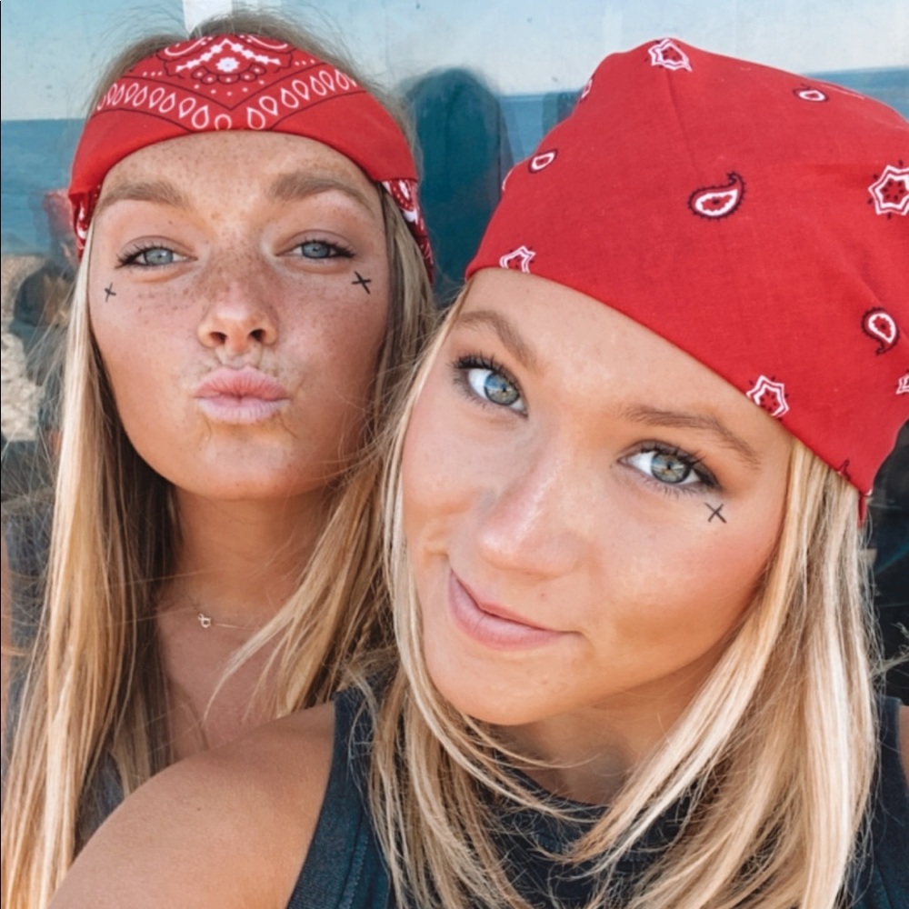 Meet your Posher, Julia